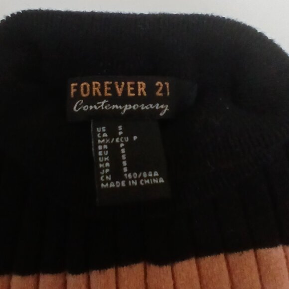 Sweater - Picture 2 of 4